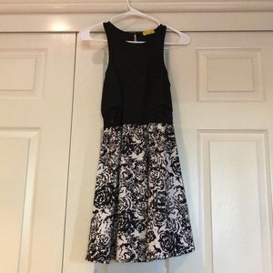 dee elle dress